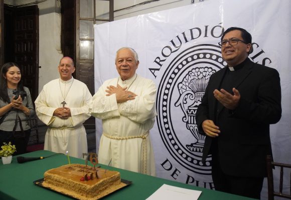La Iglesia de Puebla se prepara para celebrar el Jubileo Sacerdotal de monseñor Víctor Sánchez