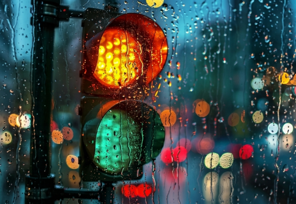 Instalan semáforos pluviales para prevenir riesgos por lluvias en la ciudad de Puebla