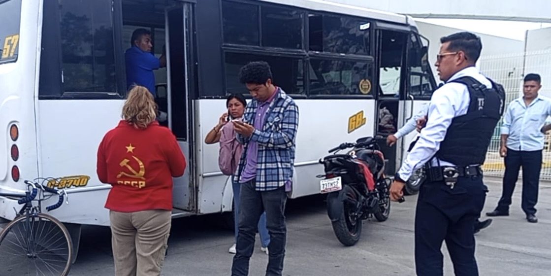 Ruta 68 A: Chofer maneja a exceso de velocidad y lesiona a 5 pasajeros en Xonacatepec