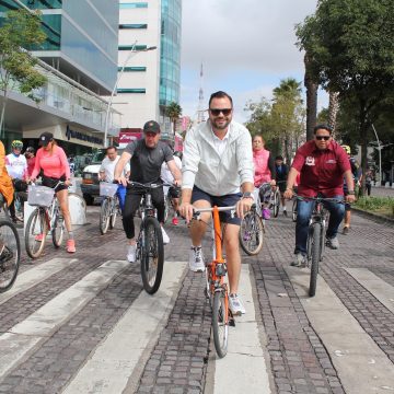 7d268cb8-35e1-4de4-a0f8-87252af6dc87 Más de 6 mil ciclistas participan en la rodada “La Bici Mueve a la Capital” en Puebla
