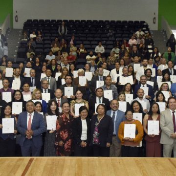 BUAP otorga certeza jurídica a 126 docentes de 27 unidades académicas