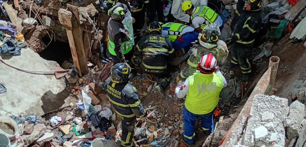 Colapso de vivienda CDMX Colapso de vivienda en CDMX deja un muerto y una mujer herida