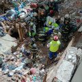 Colapso de vivienda en CDMX deja un muerto y una mujer herida