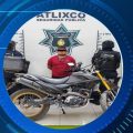 Policía de Atlixco recupera motocicleta robada en la colonia El Barreal