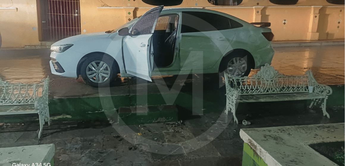 Asesinan a balazos a joven automovilista en el centro de Petlalcingo