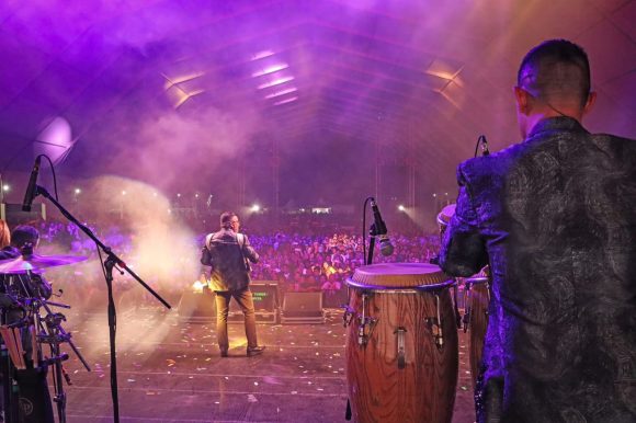 Aarón y su Grupo Ilusión y Mariana Seoane abarrotan la Feria de Cuautlancingo 2026