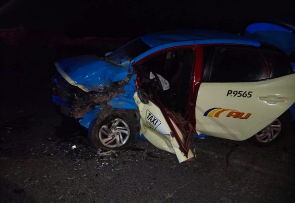 Fatal accidente en Zinacatepec: conductor muere tras invadir carril y chocar contra un taxi
