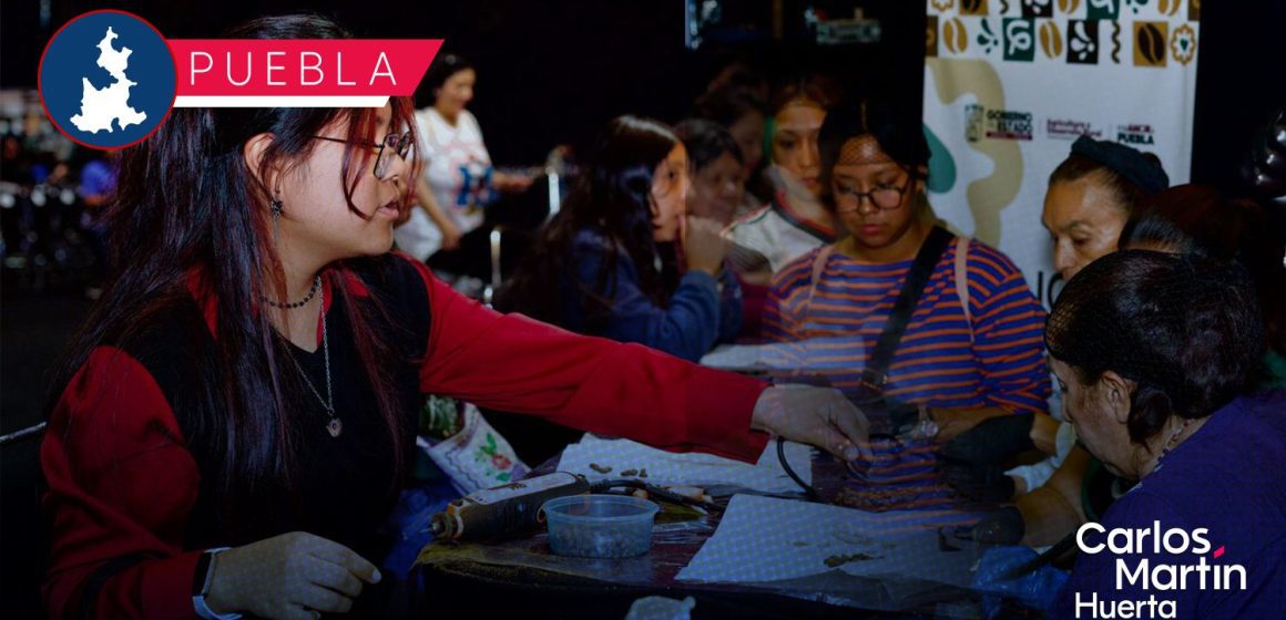 Imparten "Talleres con Amor" en la CONCAFÉ 2026