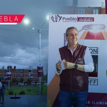 Modernizan alumbrado público en Galaxia La Laguna con tecnología LED