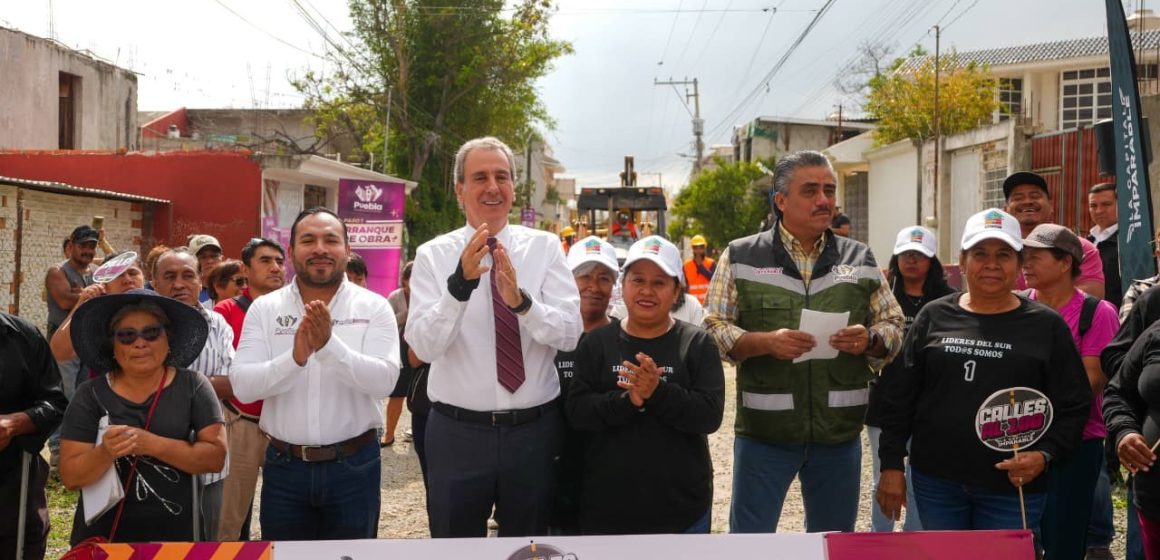 PP Arranca Pepe Chedraui obras de pavimentación en la colonia Ampliación Constitución Mexicana
