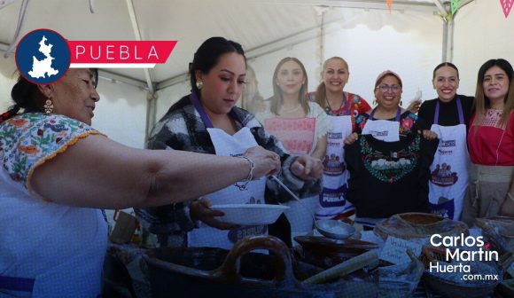 Promueve Secretaría de las Mujeres riqueza gastronómica y artesanal de Puebla