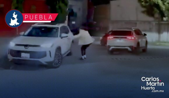 Delincuentes armados roban camioneta en La Carcaña; mujer intentó detenerlos