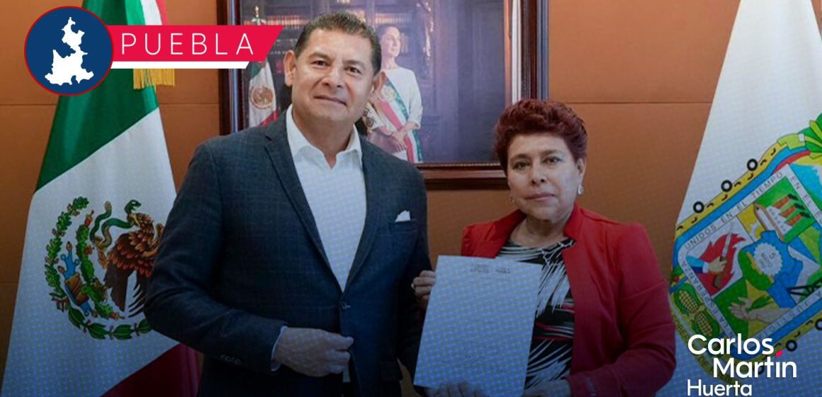 Secretaría de Salud - María del Rocío Rodríguez Juárez María del Rocío Rodríguez Juárez es la nueva titular de la Secretaría de Salud de Puebla