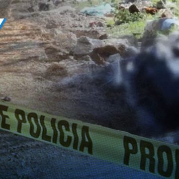 Localizan cuerpo embolsado en el municipio de Tlaola; autoridades investigan