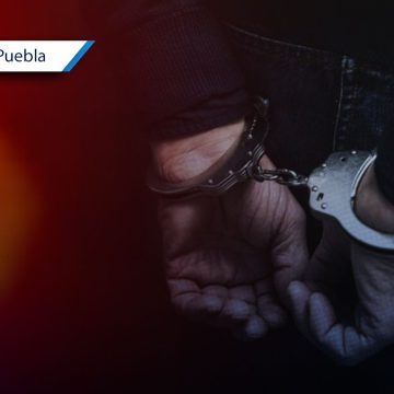 Vecinos impiden robo a domicilio en Zacatlán; autoridades detienen al ladrón