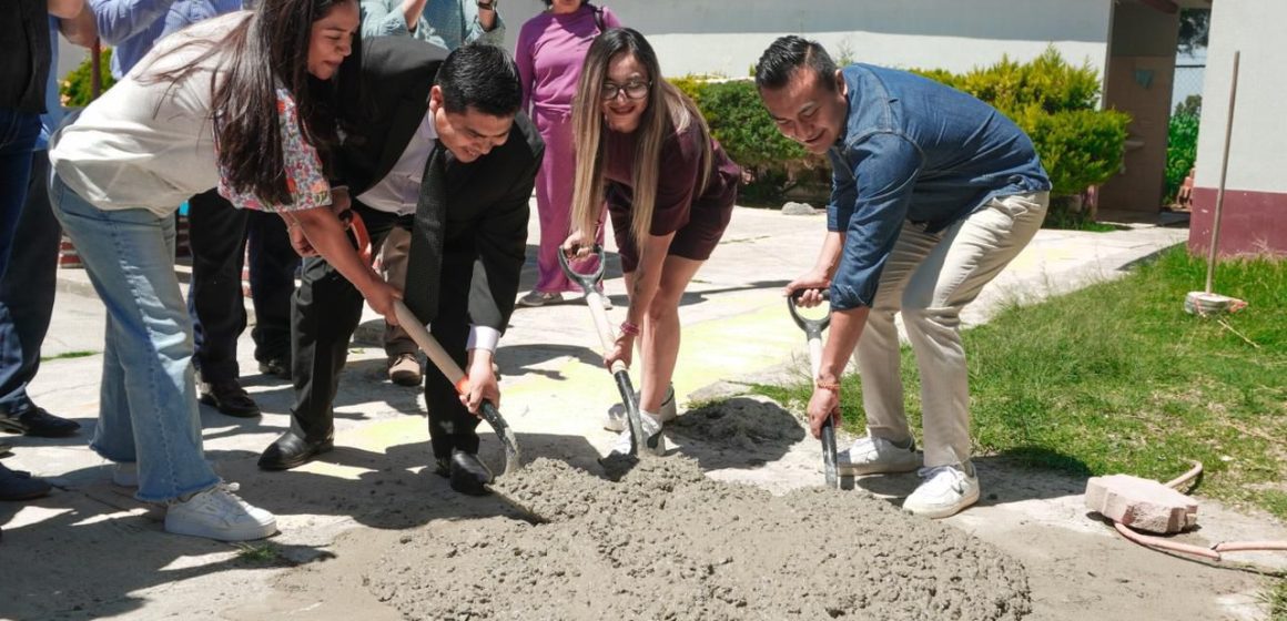 Transforman escuelas en Huejotzingo; arrancan obra de domo en primaria “16 de Septiembre”
