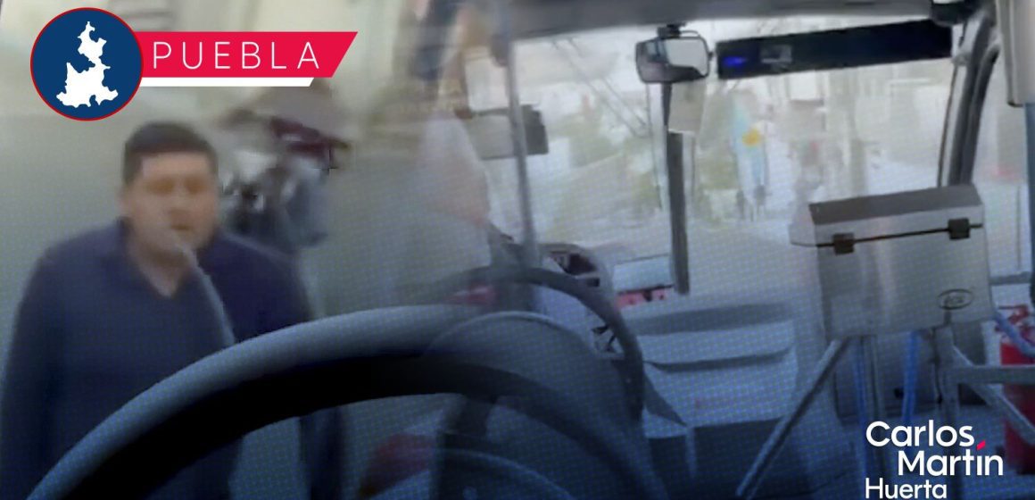 Conductor da piedrazo a alimentadora de RUTA en Zavaleta; sería un montachoques
