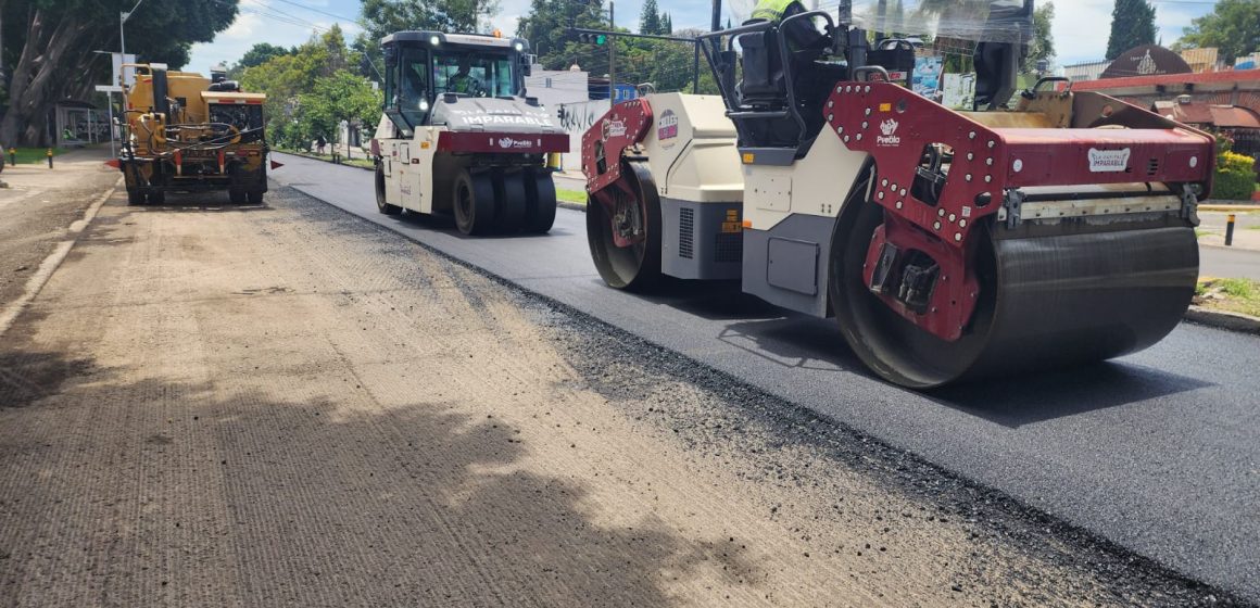 Continúa la rehabilitación vial en Puebla; suman acciones equivalentes a 388 calles