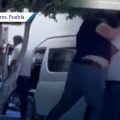 Choferes de transporte público protagonizaron riña en el Centro de Izúcar