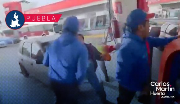 Despachador de Mobil agrede a fotógrafo de Agencia Enfoque