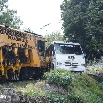 accidente-vial-transporte-publico-711346 Ruta 50 involucrada en accidente con tren operaba de manera irregular: SMT