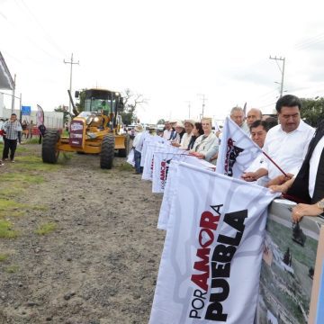 armenta Alejandro Armenta inicia la modernización de la carretera San José Chiapa–Rafael Lara Grajales