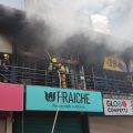 Incendio en plaza comercial de San Francisco Mayorazgo deja daños en tres locales
