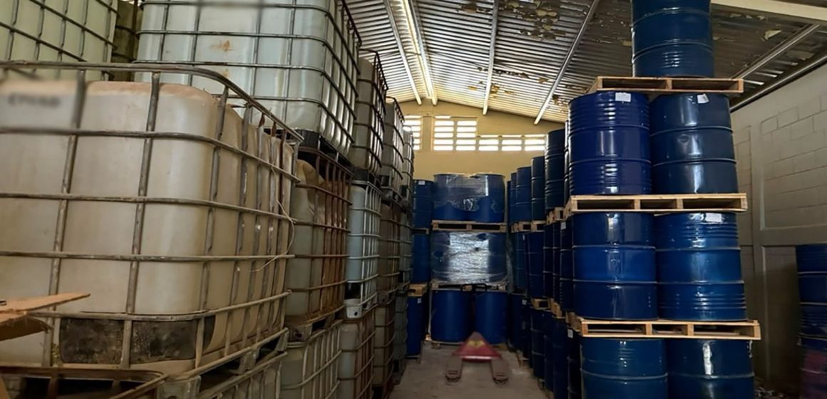 delincuencia 2 Aseguran más de 24 mil litros de metanfetamina en Sinaloa