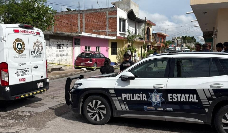 Hallan a hombre sin vida con impactos de arma de fuego en Izúcar de Matamoros