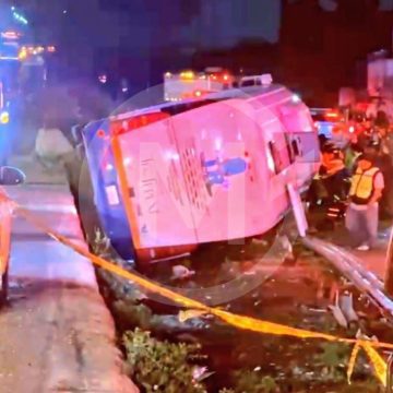 volcadura autobús estudiantes Tepexi Vuelca autobús de estudiantes del Tec de Tepexi en la México-Puebla
