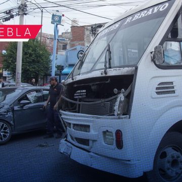 Choque entre Ruta 4 y auto deja tres heridos, incluida una embarazada