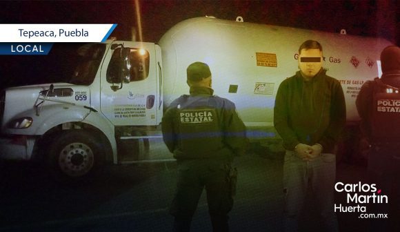 Aseguran 21 mil litros de gas LP ilegal en Tepeaca; el conductor fue detenido