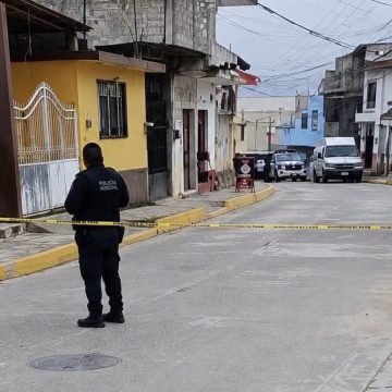 Hombre muere apuñalado en Tlatlauquitepec; su esposa es la principal sospechosa