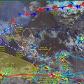 Persisten lluvias intensas en el país por avance de dos ondas tropicales