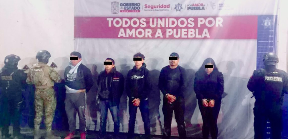 SSP y SEMAR aseguran gas LP y detienen a cinco personas en Tecamachalco
