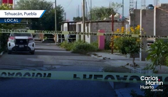 Rafaguean vivienda y camioneta en Tehuacán