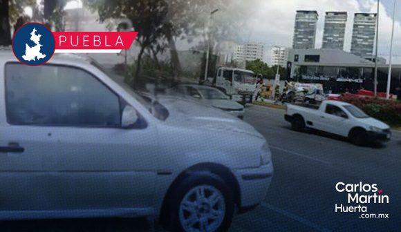 ¡VUELVE! Francotirador de la Atlixcáyotl balea vehículo; ya son 12 víctimas