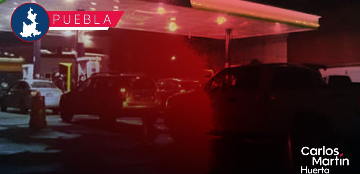 A punta de pistola, asaltan gasolinera Oktan en Boulevard Carmelitas
