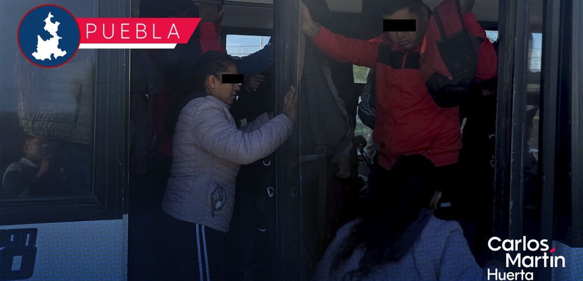 Pasajeros de la Ruta 14 confrontan a carteristas en Vía Atlixcáyotl; logran huir