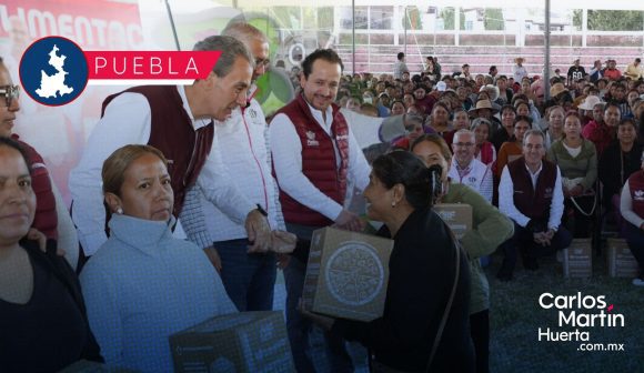 Pepe Chedraui y el DIF Municipal entregan 4 mil despensas para familias en San Baltazar Tetela