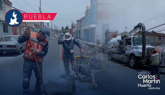 Agua de Puebla repara colapso en red de drenaje en la colonia Tepeyac tras lluvias