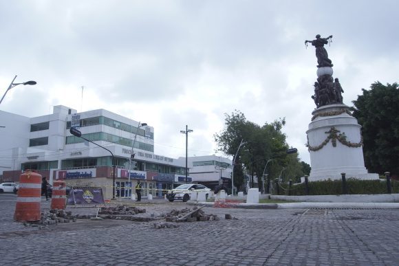 Rehabilitación de la glorieta de la Avenida Juárez podría concretarse el próximo año