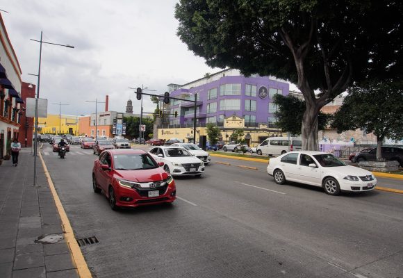 Puebla analiza reestructuración del sistema de drenaje en el Bulevar 5 de Mayo