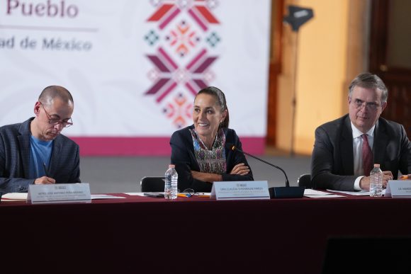 claudia Claudia Sheinbaum garantiza certeza a empresas IMMEX tras extensión del T-MEC hasta 2036