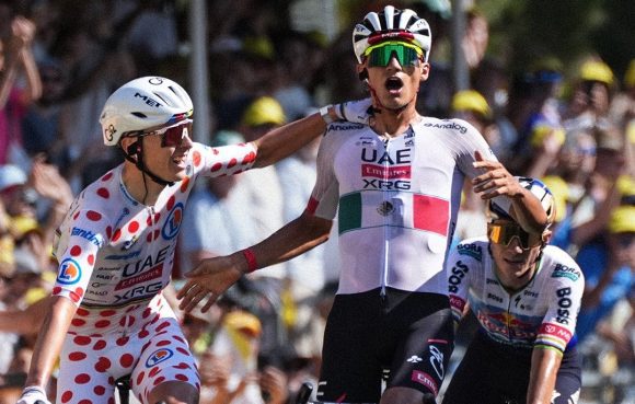 Isaac del Toro hace historia: conquista una etapa del Tour de Francia