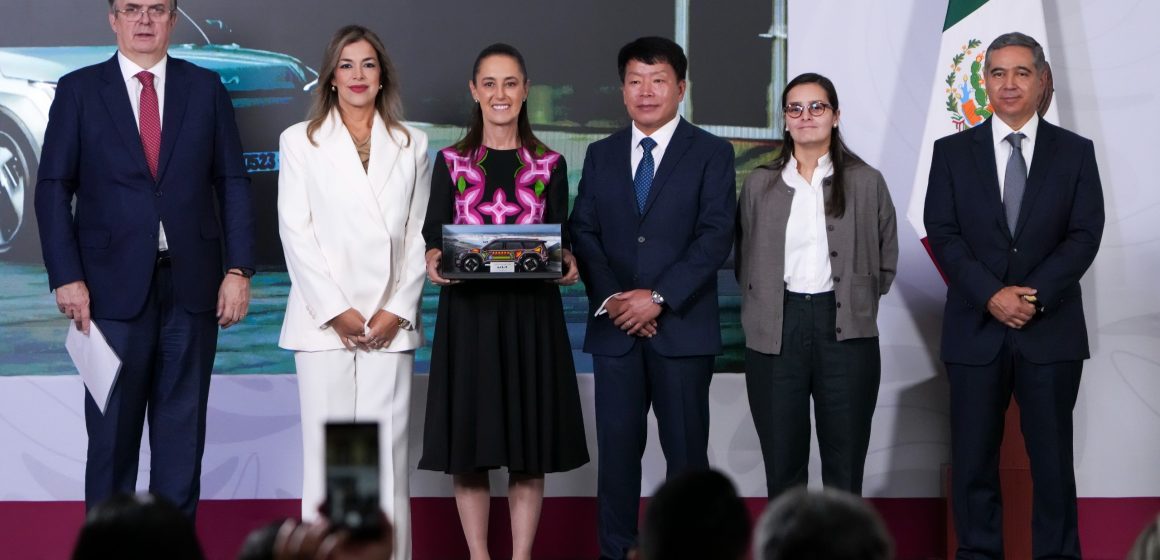 Inversión de Kia por 649 mdd confirma la confianza comercial en México: Economía