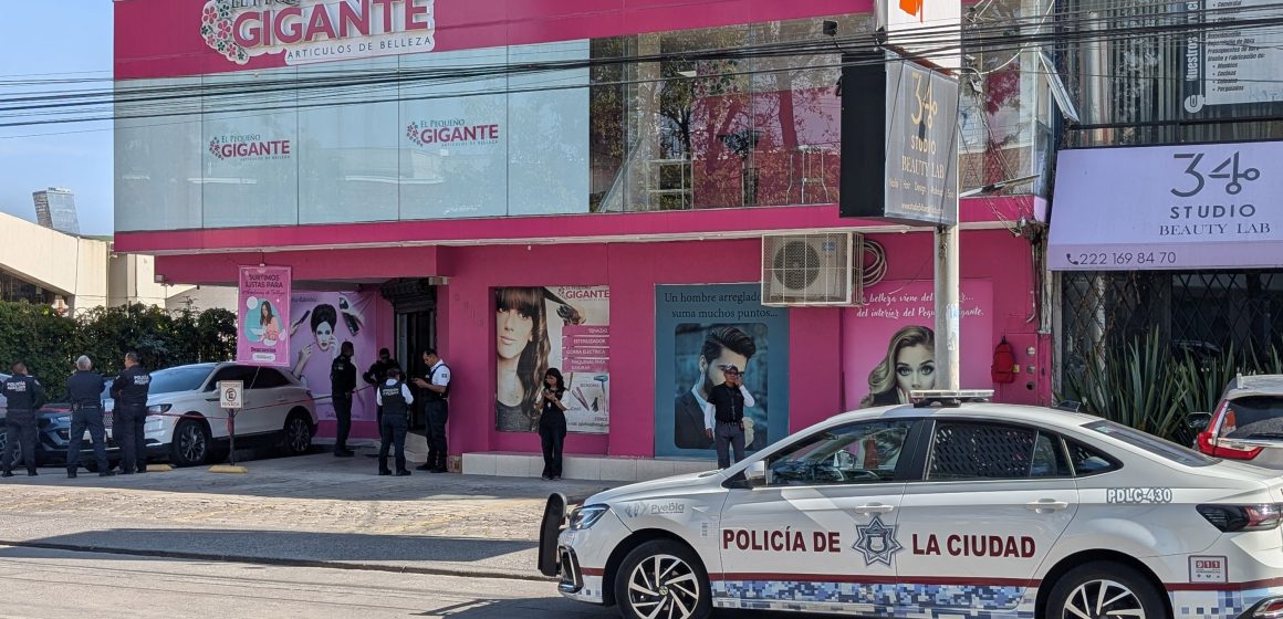 Muere agente de la Policía Auxiliar tras disparo en la cabeza en Las Ánimas; investigan si se trató de un accidente o un suicidio