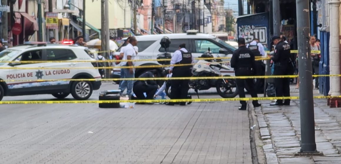 8b7a43e0-a6b5-42d7-81cd-ec15b0251d49 Madre buscadora muere atropellada por microbús de la Ruta 67 en el Centro Histórico