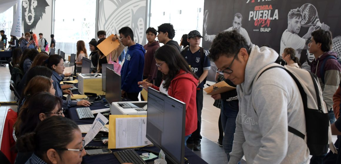 BUAP beneficia a 5 mil 600 jóvenes con corrimiento y lugares disponibles del proceso de admisión 2026