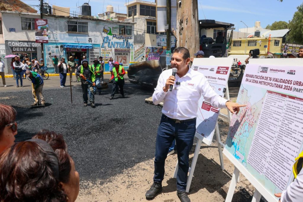 Avanza rehabilitacion de la Avenida 105 Poniente en Puebla: Alejandro Armenta supervisa obra 1 AA 0808 3 2